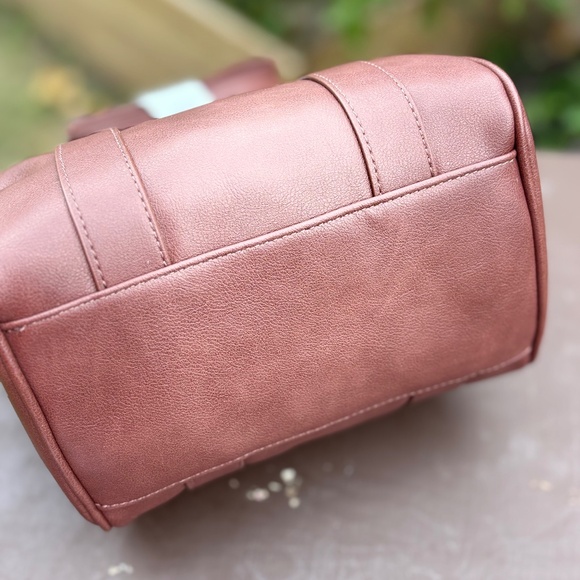 NWT-Frye & Co Mini Barrel Crossbody Bag. Rich Chestnut / Cognac - Picture 6 of 7